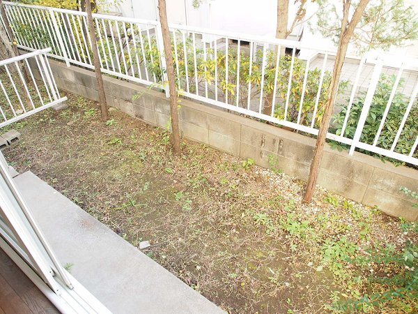 Balcony. Gardening can also enjoy a private garden
