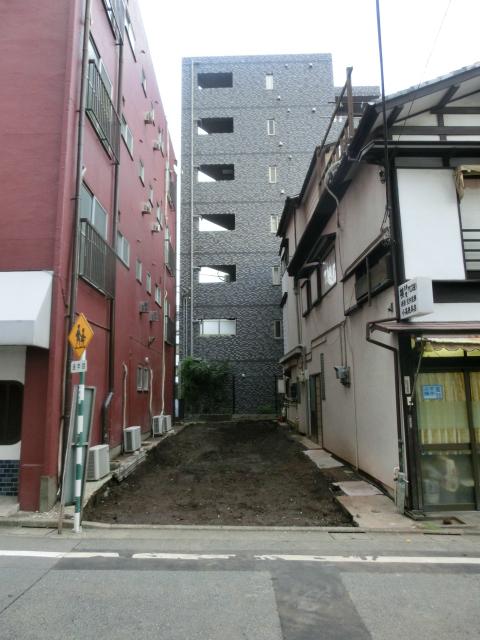 Local land photo. Local (10 May 2013) Shooting