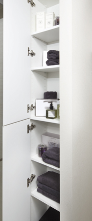 Bathing-wash room.  [Linen cabinet] To wash room, Set up a convenient linen warehouse for storage of paper towel and amenities goods.