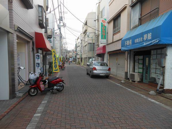 Other local. Local front road (2013 October shooting)