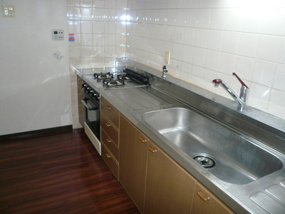 Kitchen. 3-neck system Kitchen