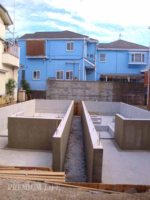 Local appearance photo. Under construction ・ I am looking forward to 2014