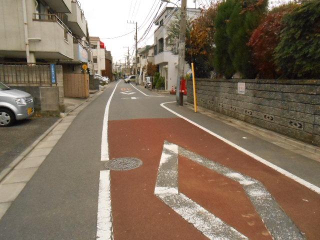 Local photos, including front road. H25.12.09 local