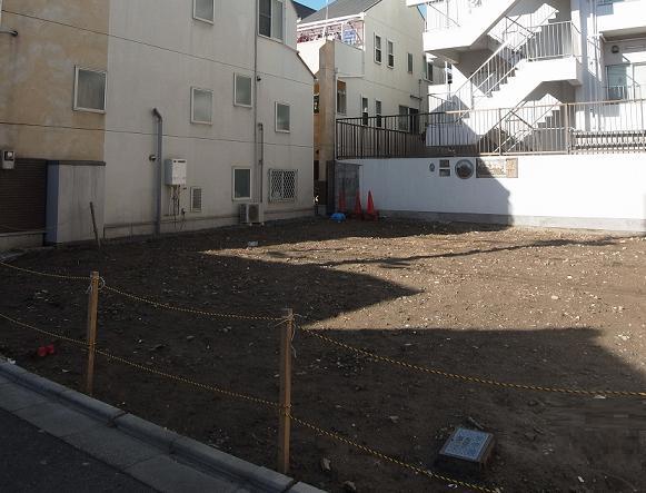 Local land photo. Local (12 May 2013) Shooting