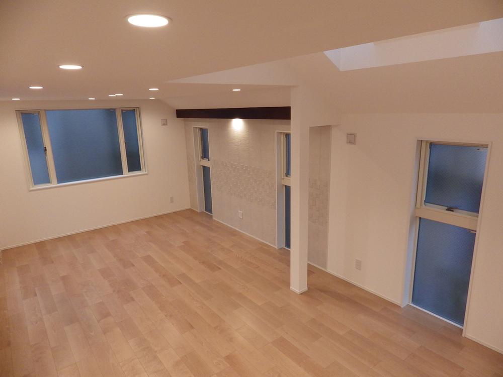 Living. Space B of peace with a ceiling height