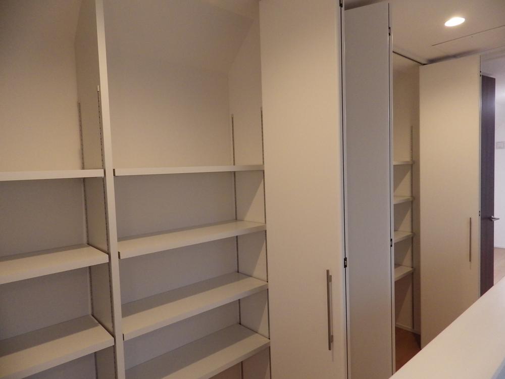 Receipt. On the third floor there is a large storage