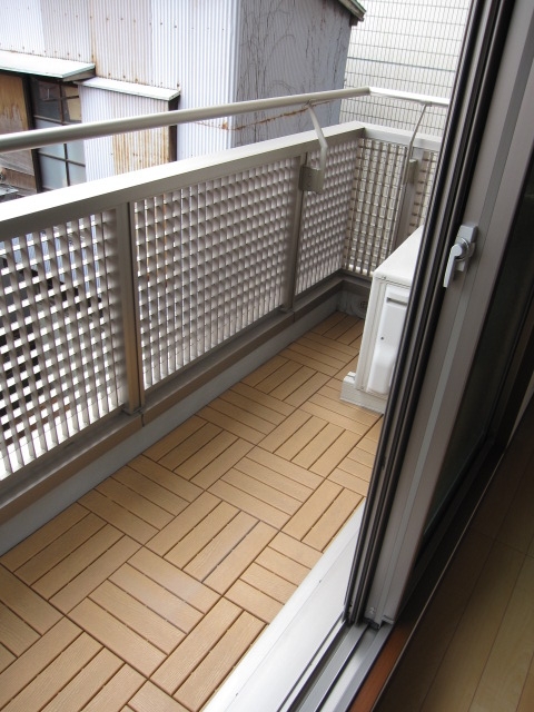 Balcony. Ventilation good two-plane balcony