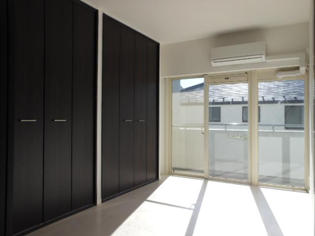 Non-living room. Western-style 5.3 Pledge