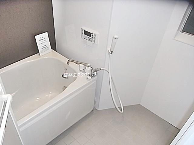 Bathroom. Reheating function unit bus new exchange already