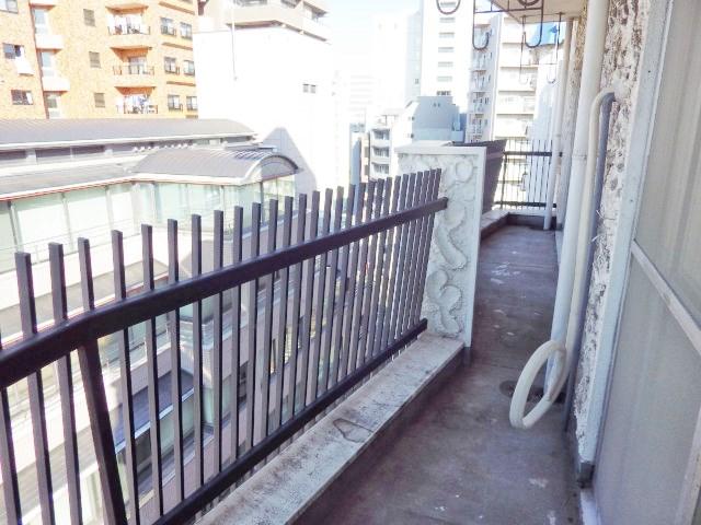 Other common areas. Balcony