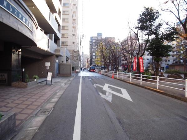 Other local. Mansion front road