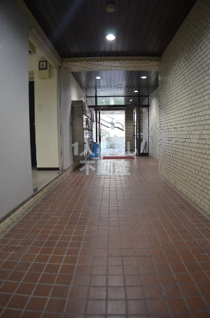 Other. (Other) to 1m