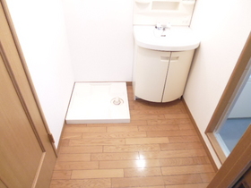 Washroom. Spacious dressing room of the space ^^