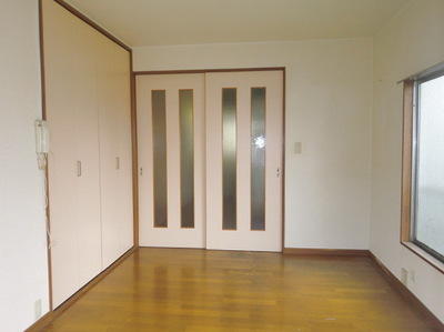 Other room space. Flooring of the room