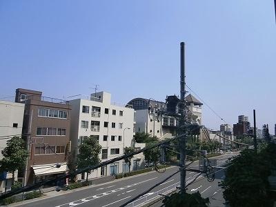 View photos from the dwelling unit