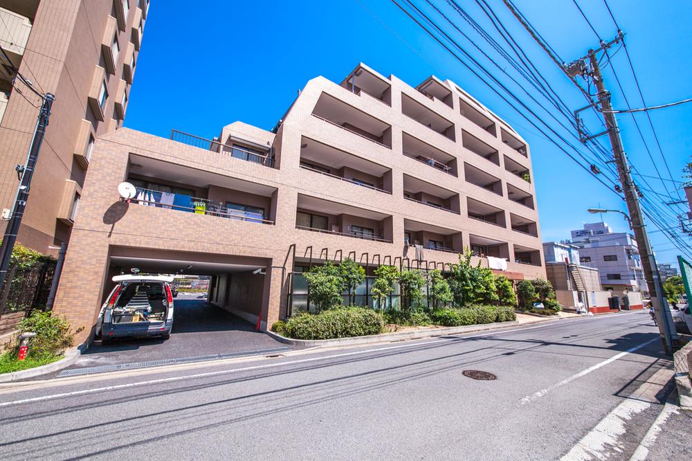 Local appearance photo. Local (August 2013) Shooting