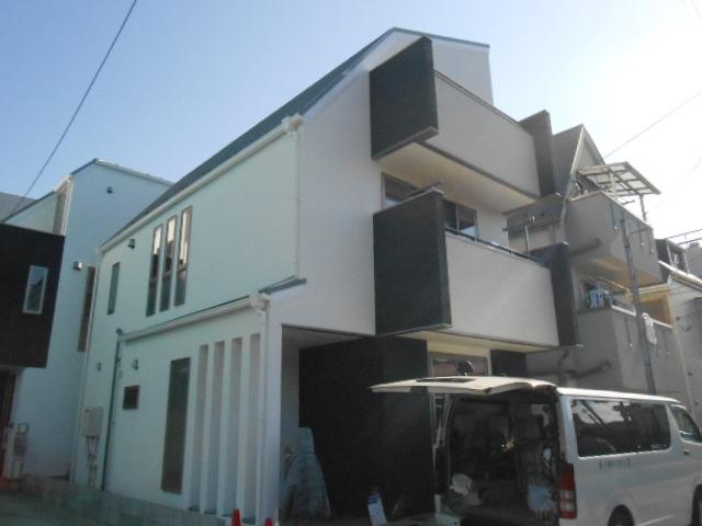 Local appearance photo. Local (12 May 2013) Shooting