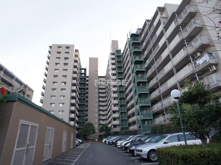 Local appearance photo. tube Management Fee: 7,700 yen / Month repair reserve: 7,050 yen / Month