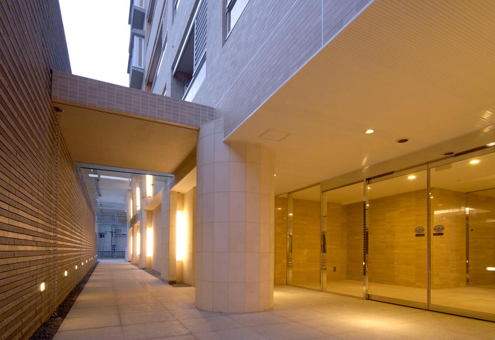 Local appearance photo