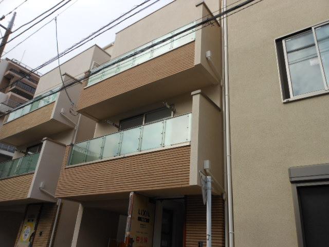 Same specifications photos (appearance). ( Building) same specification