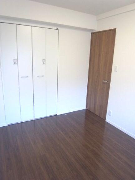 Receipt. Western style room