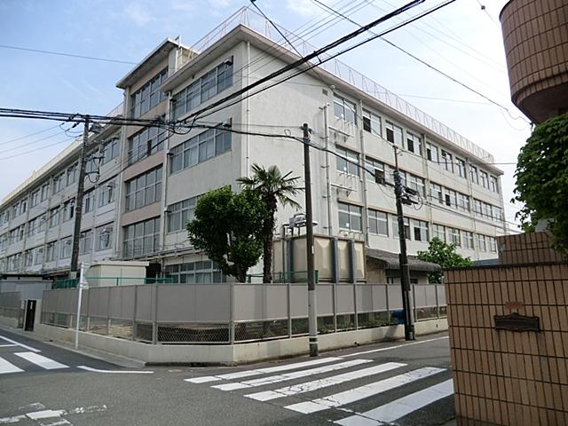 Junior high school. 1110m to Ota Ward Omori seventh junior high school