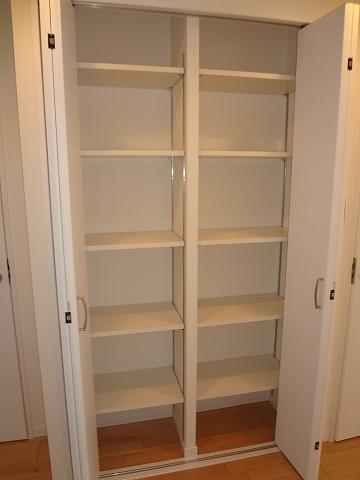 View photos from the dwelling unit. View good from the L-shaped balcony 6th floor