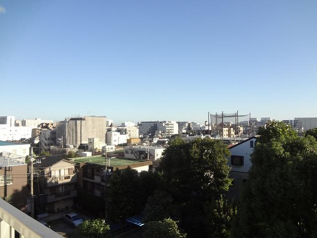 View photos from the dwelling unit. Per yang ・ View Good!