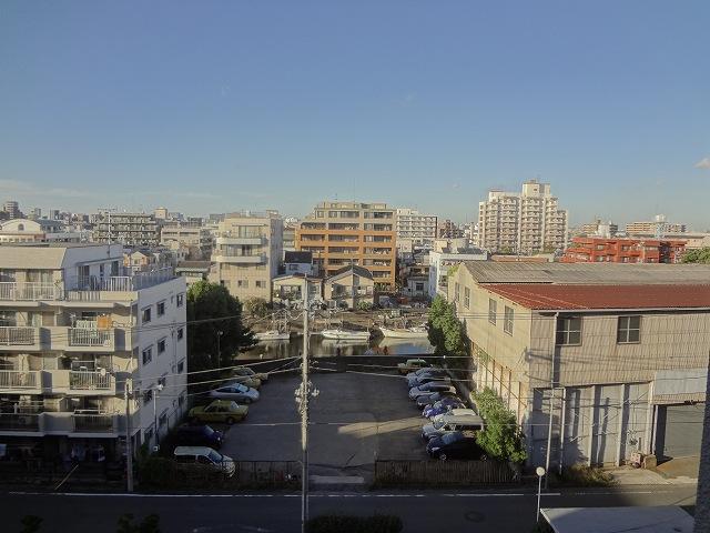 View photos from the dwelling unit. North view