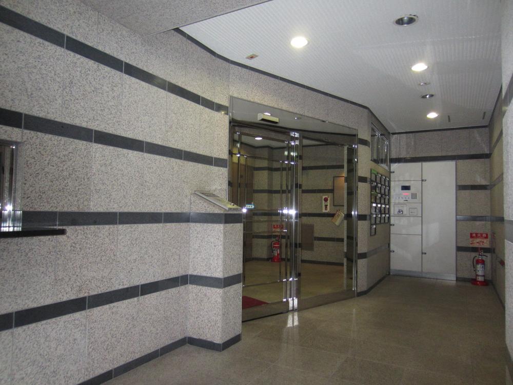 Entrance. Shared part photo (auto lock in front of the entrance)