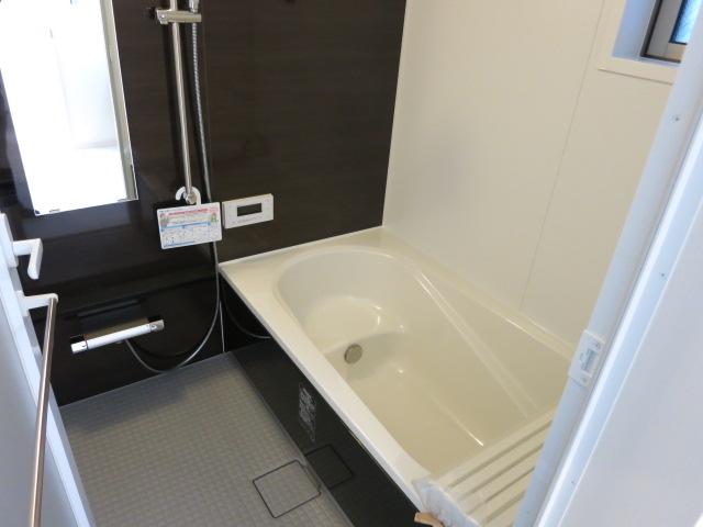 Same specifications photo (bathroom). Same specifications