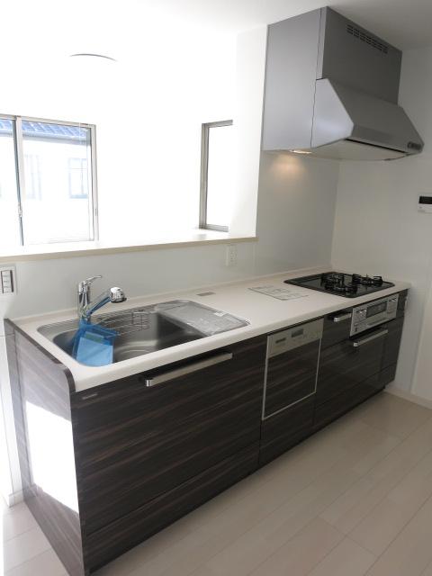 Same specifications photo (kitchen). Same specifications