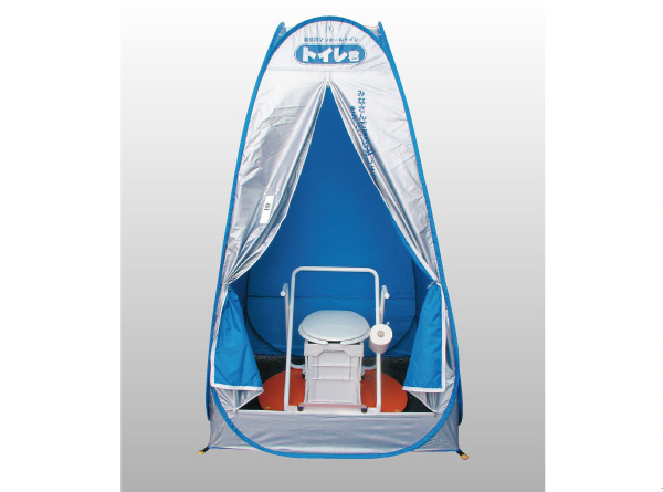 Common utility.  [Disaster prevention warehouse] It placed the disaster prevention warehouse in the apartment. Provided in the event of a disaster, Emergency toilets are also available. (Same specifications)