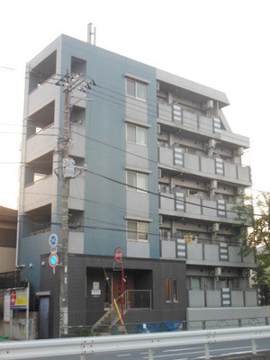 Building appearance. Denenchofu a 12-minute walk to the Train Station