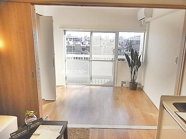 Living. Already the new interior renovation