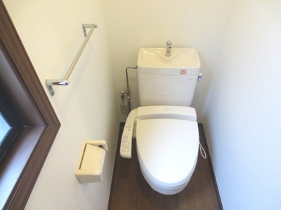 Toilet. Toilet is located in one by one on the first floor and the second floor (Reference)