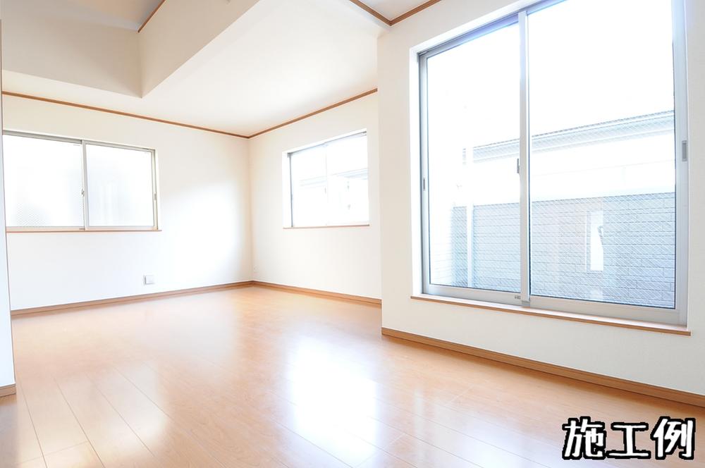 Same specifications photos (Other introspection). Enforcement is an example