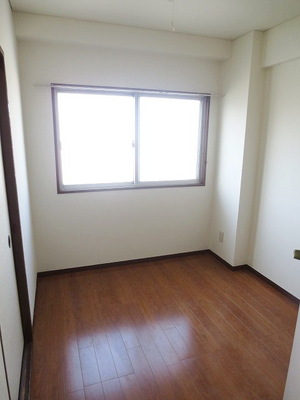 Other room space. Western-style 3.5 Pledge