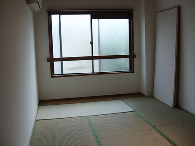 Living and room. Japanese-style room 6 quires