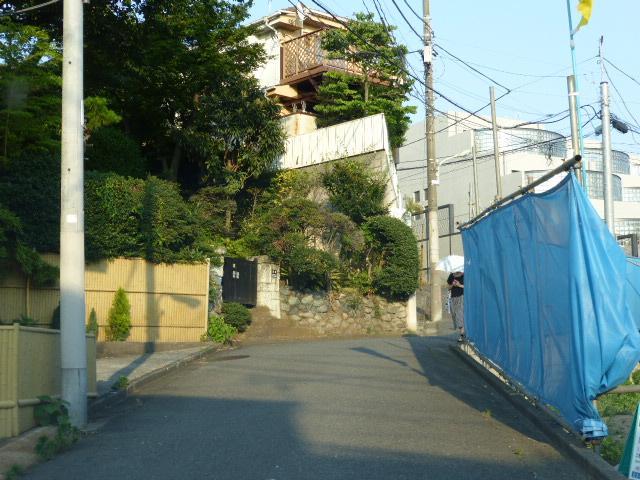 Local photos, including front road. Local (September 2013) Shooting