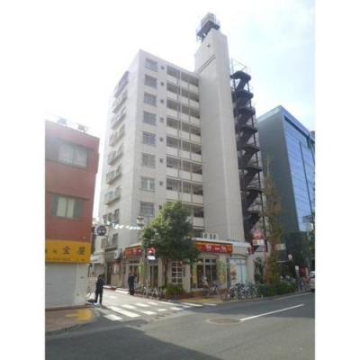 Local appearance photo. 2013 October elevator renovation work already