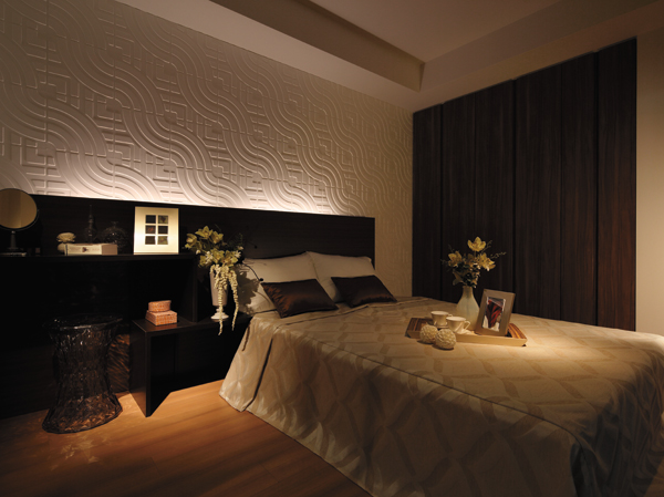 Interior.  [Master bedroom] Moments before sleep. Beat yourself in the flow of time slow. At that time, In the hearts of non-is, Speaks is space itself. Gentle cross of texture to the eye, Lighting of the shadows, Gently Shimiwataru in mind. With such relaxation, Visit the slumber unawares.