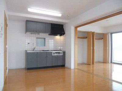 Other room space. room