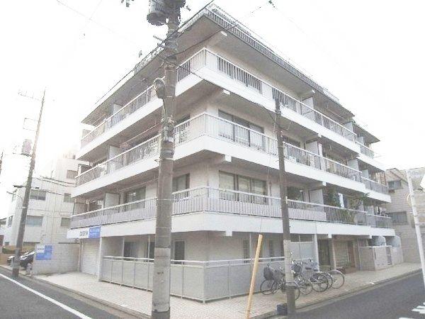 Local appearance photo