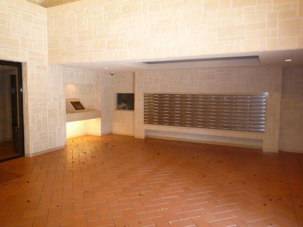 Other common areas. Large hall