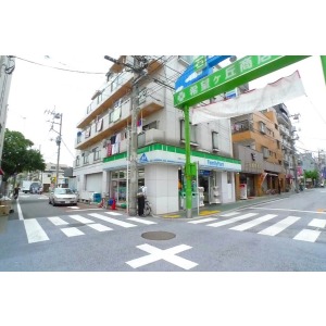 Dorakkusutoa. Medicine Seijo Ishikawadai to the store (drugstore) 122m