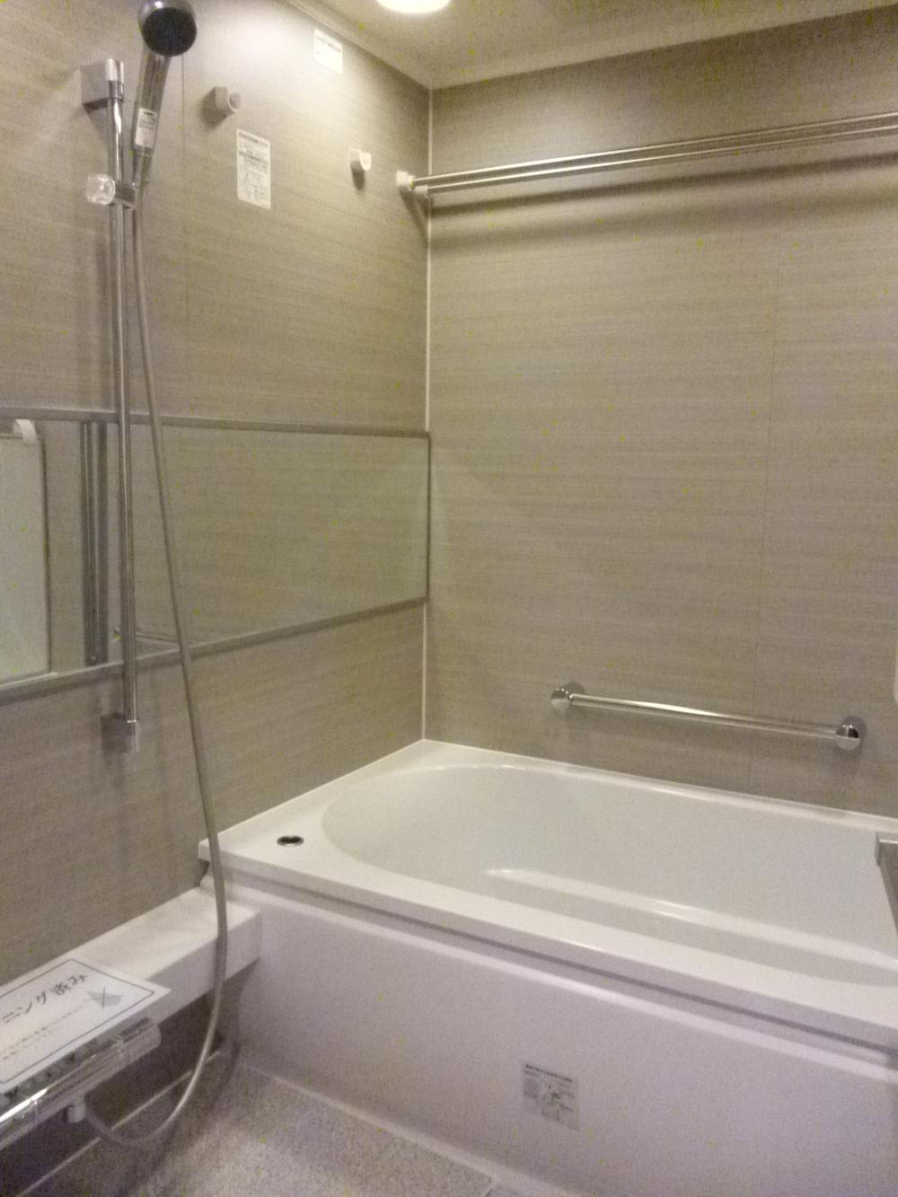 Bathroom. Mist sauna ・ Bathroom drying function Yes Indoor (12 May 2013) Shooting