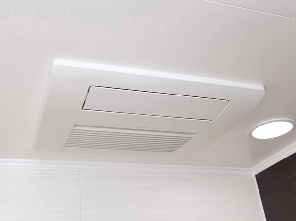 Bathing-wash room.  [Mist sauna function with bathroom heating dryer] Meet in the bathroom in the warm steam mist, low temperature ・ It has adopted a mist sauna to promote sweating and blood circulation in the sauna of high humidity.