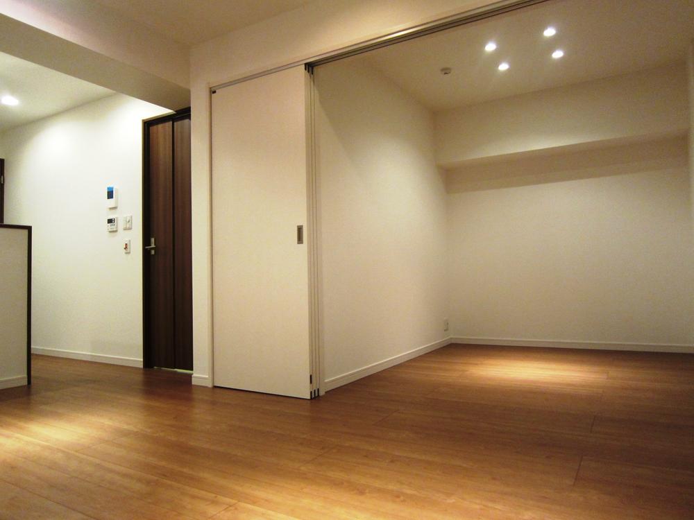 Living. Indoor (10 May 2013) Shooting