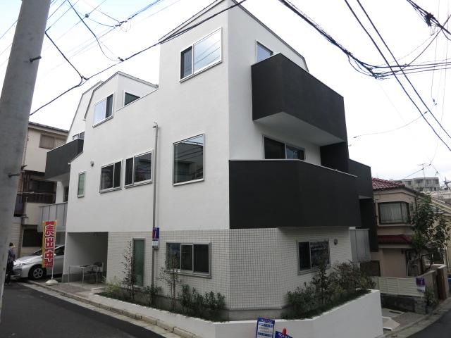 Local appearance photo. A Building site (November 2013) Shooting